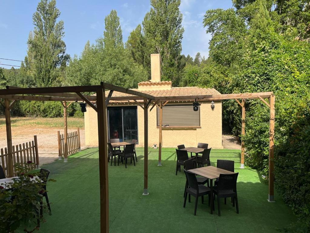 Hostal Restaurante Andra Rio Madera Esterno foto